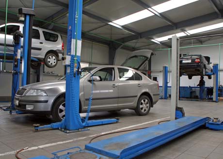 Car Garage In Nottingham
